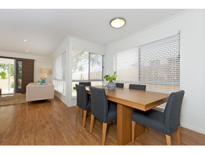 69 Waterview Avenue, Wynnum QLD 4178