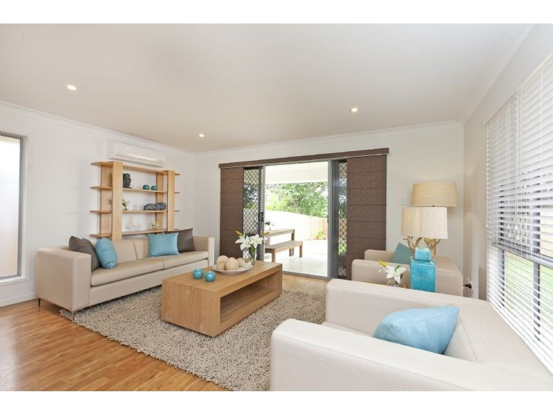 69 Waterview Avenue, Wynnum QLD 4178