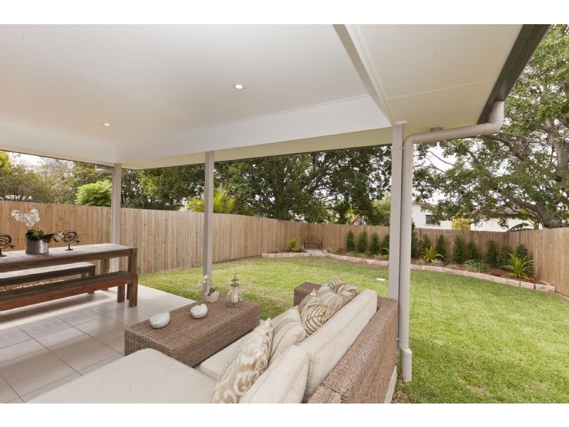 69 Waterview Avenue, Wynnum QLD 4178