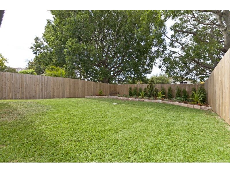 69 Waterview Avenue, Wynnum QLD 4178