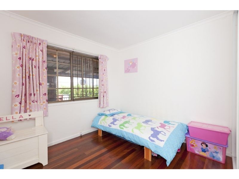 16 Glenpatrick Street, Manly West QLD 4179