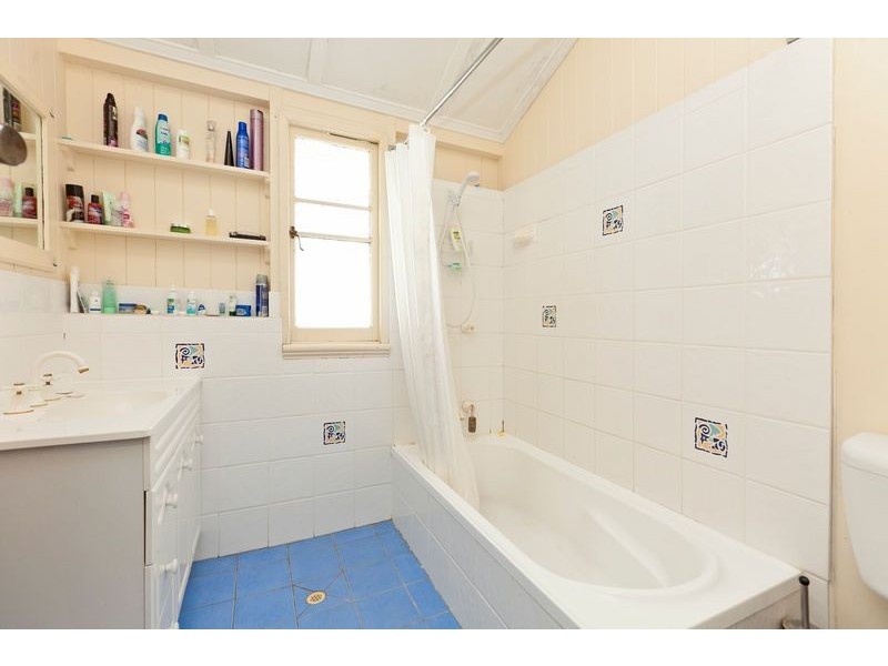 57 Shepherd Street, Wynnum QLD 4178