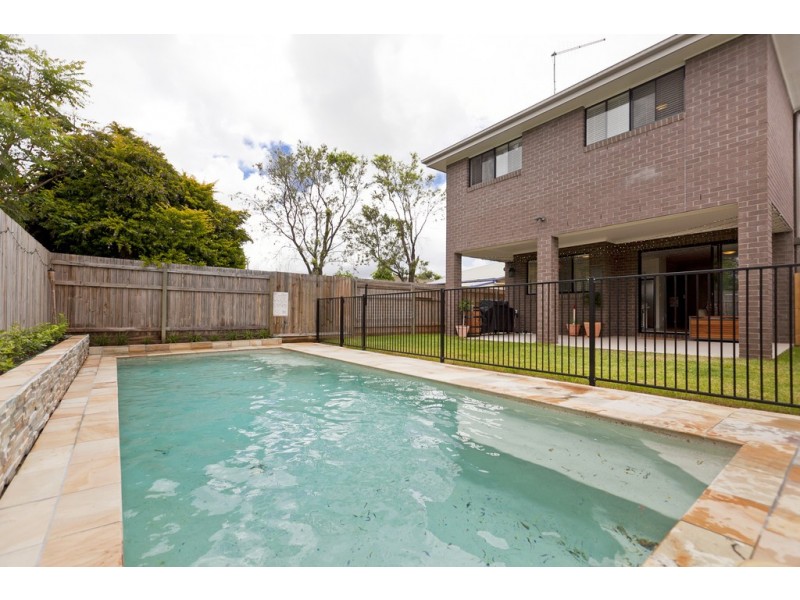 15 Berrimilla Street, Manly West QLD 4179