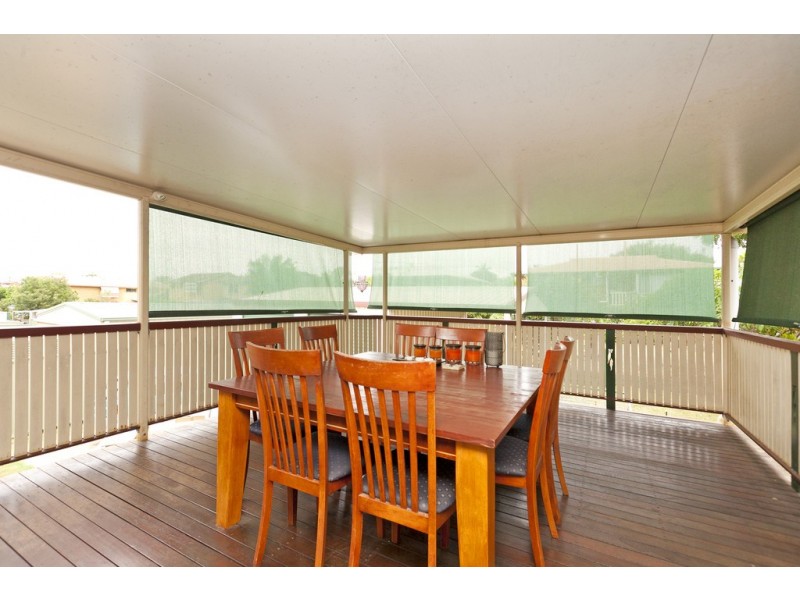 24 Bonniebrae Street, Wynnum West QLD 4178