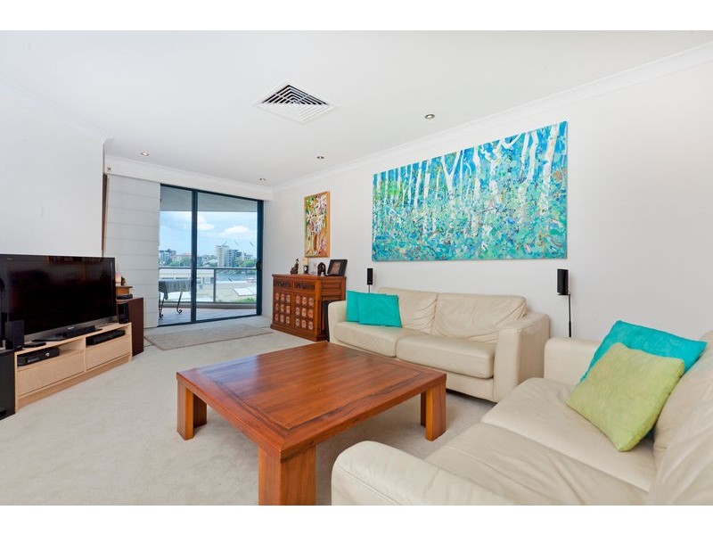 37/78 Cairns Street, Kangaroo Point QLD 4169