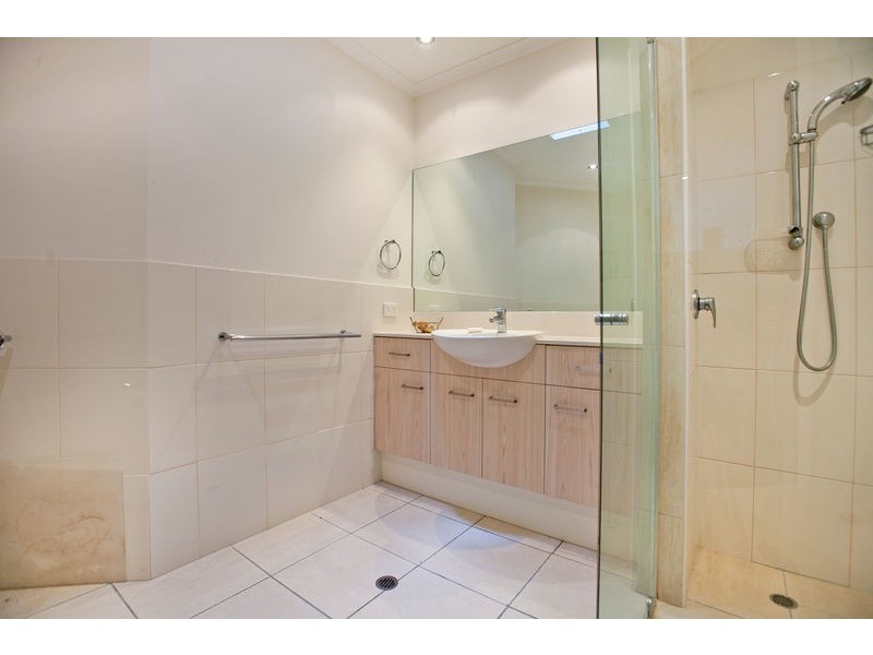 37/78 Cairns Street, Kangaroo Point QLD 4169