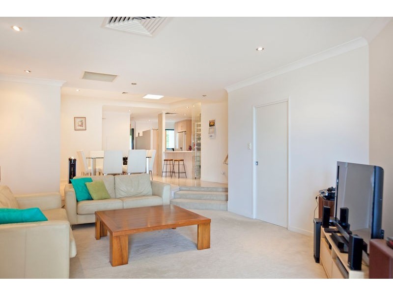 37/78 Cairns Street, Kangaroo Point QLD 4169