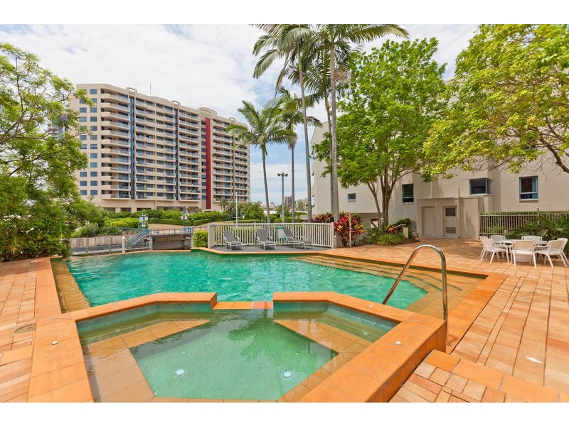 37/78 Cairns Street, Kangaroo Point QLD 4169