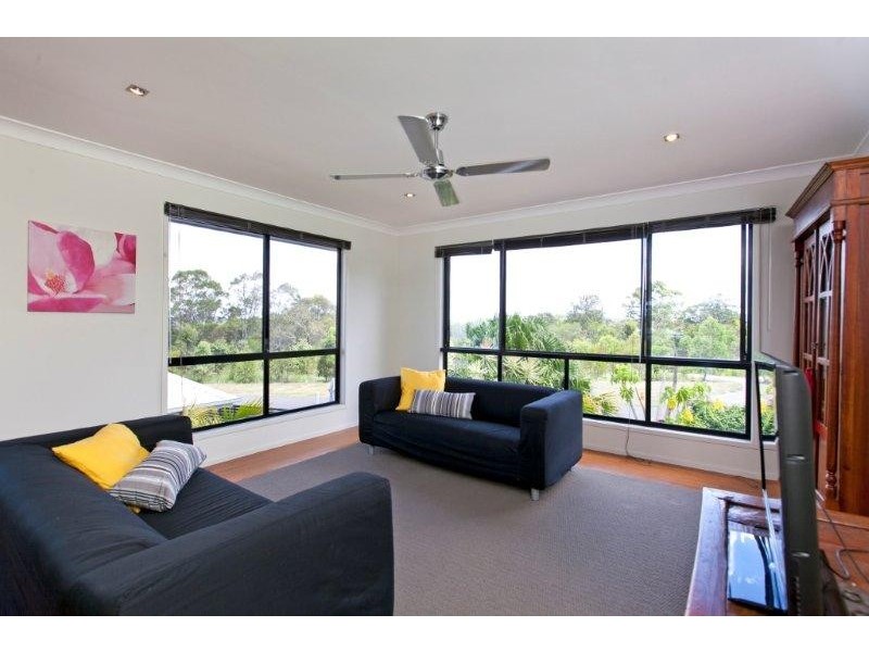 19 DANE COURT, Manly West QLD 4179