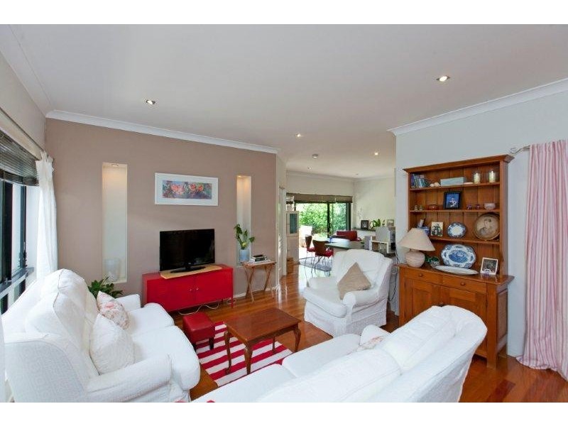 19 DANE COURT, Manly West QLD 4179