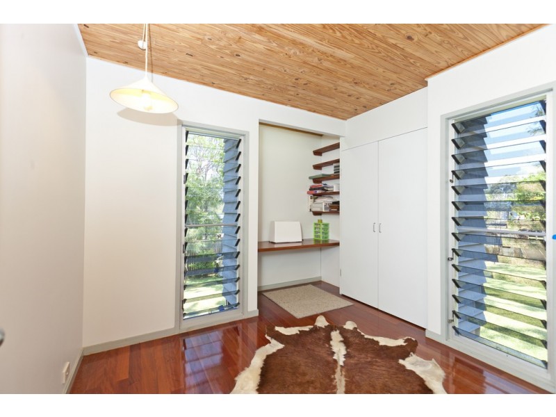 235 Ernest Street, Lota QLD 4179