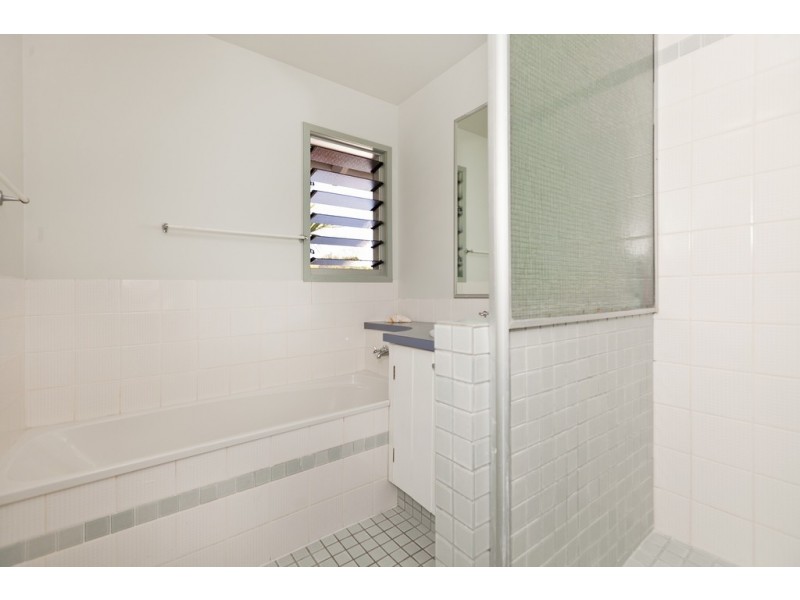 235 Ernest Street, Lota QLD 4179