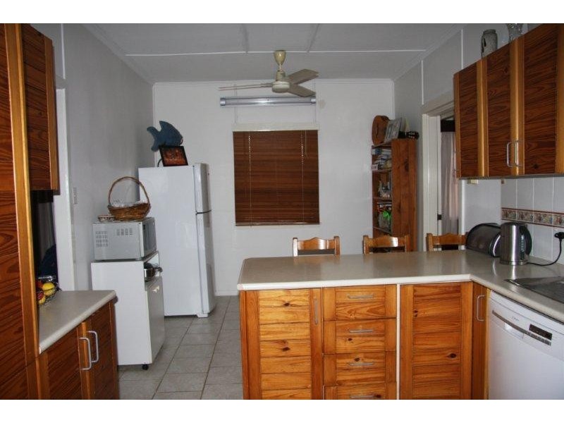 45 Duncan Street, Wynnum West QLD 4178