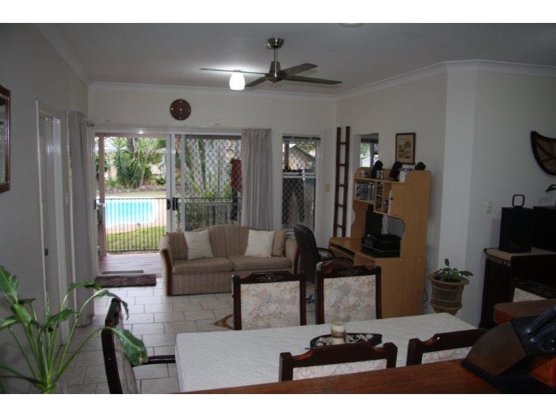 45 Duncan Street, Wynnum West QLD 4178