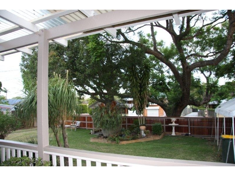 45 Duncan Street, Wynnum West QLD 4178