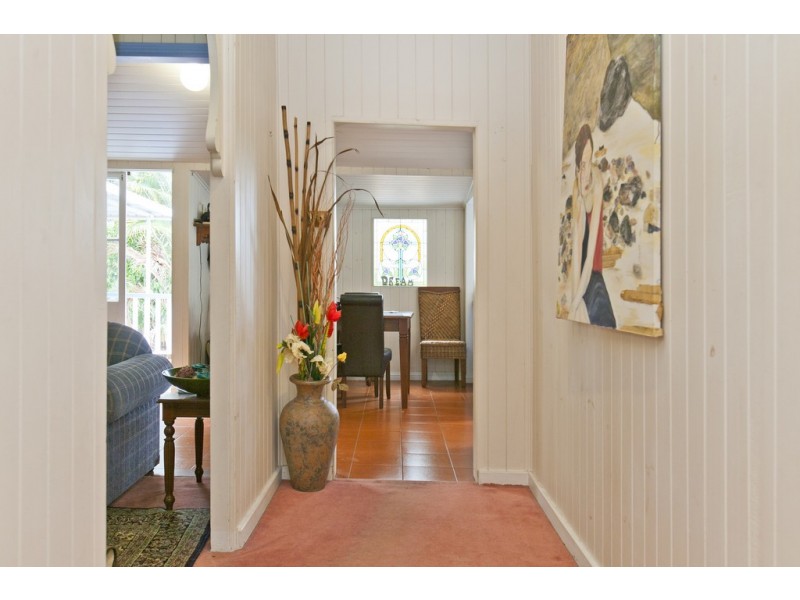 17 Mountjoy Terrace, Wynnum QLD 4178