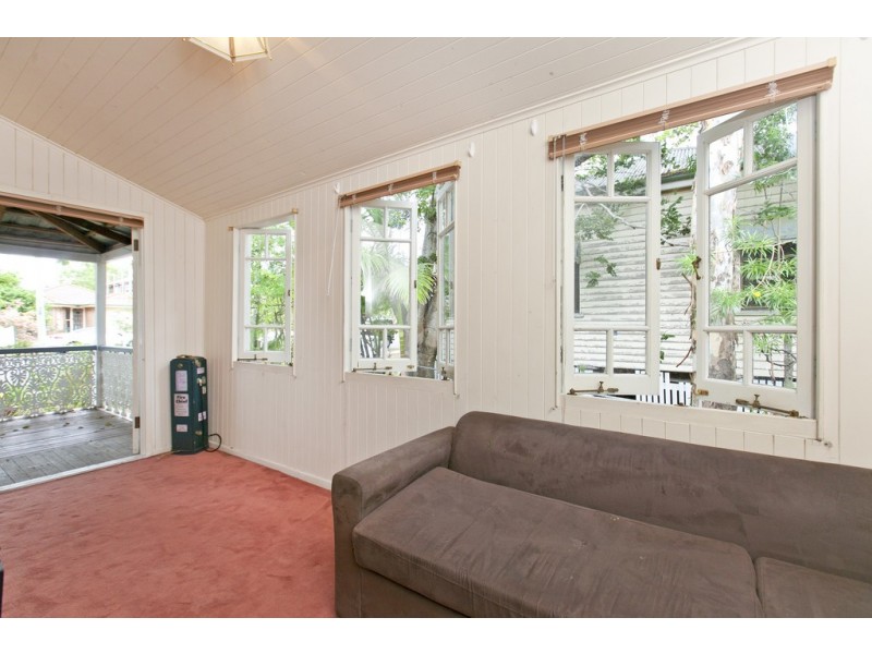 17 Mountjoy Terrace, Wynnum QLD 4178