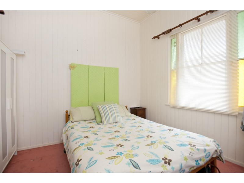 17 Mountjoy Terrace, Wynnum QLD 4178