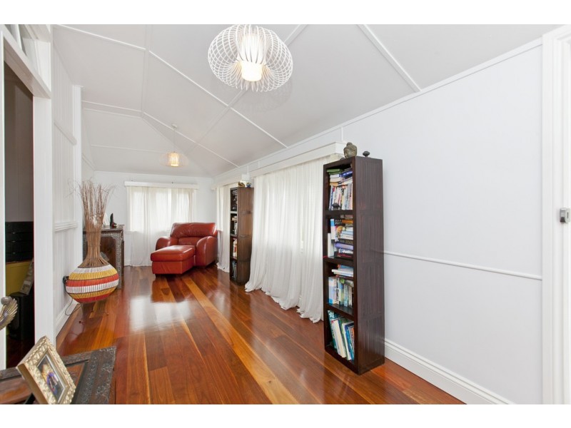 155 Mountjoy Terrace, Manly QLD 4179