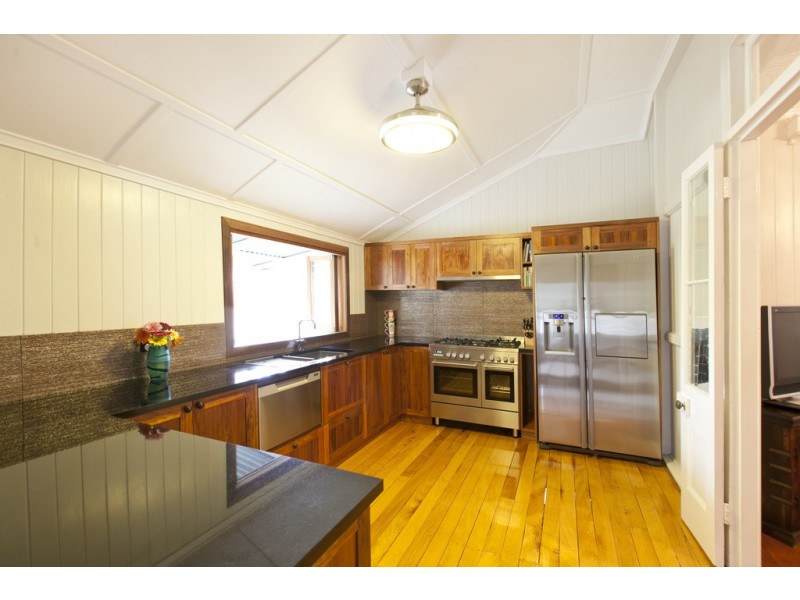 155 Mountjoy Terrace, Manly QLD 4179