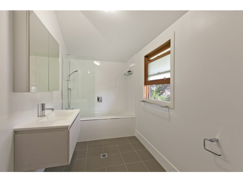 155 Mountjoy Terrace, Manly QLD 4179