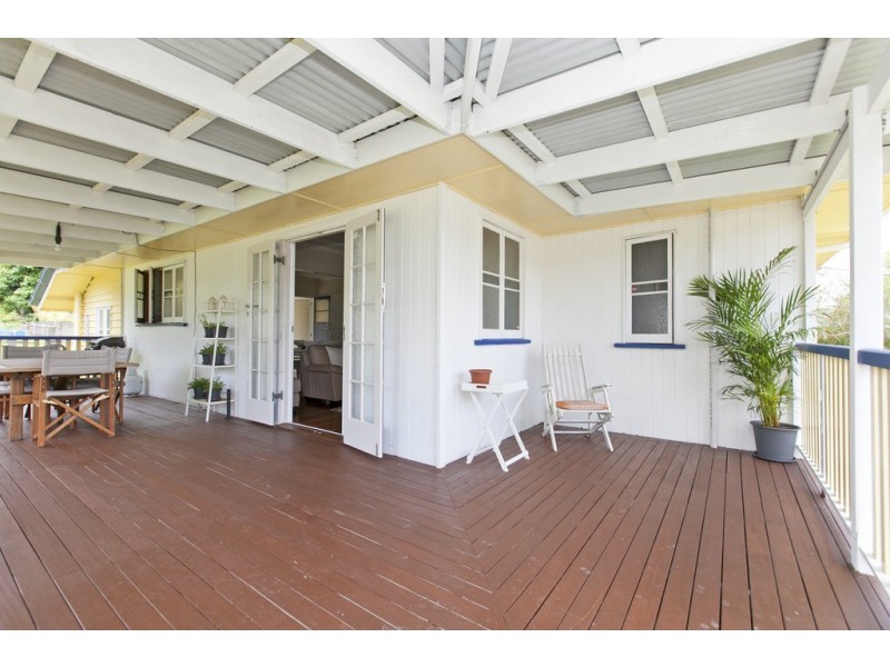 12 Radius Street, Wynnum QLD 4178