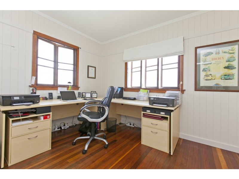 12 Radius Street, Wynnum QLD 4178