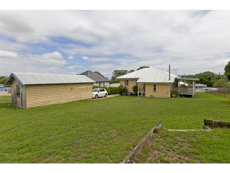 12 Radius Street, Wynnum QLD 4178