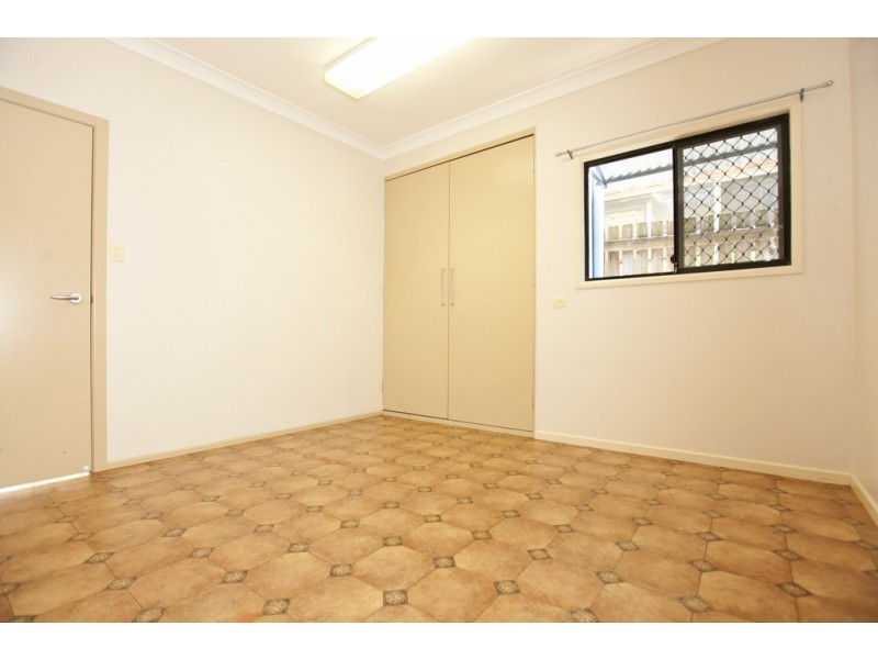 685 Esplanade, Lota QLD 4179