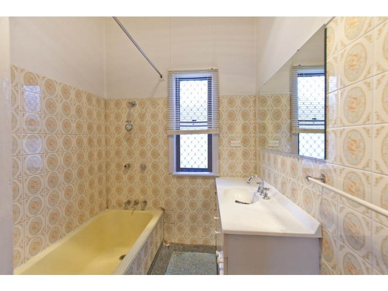 26 Buderim Street, Manly QLD 4179