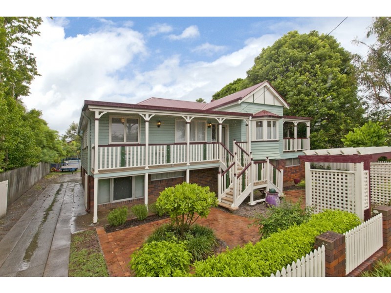 15 Carlton Terrace, Wynnum QLD 4178