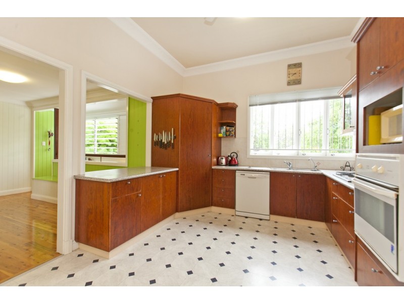 15 Carlton Terrace, Wynnum QLD 4178