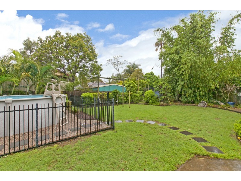 15 Carlton Terrace, Wynnum QLD 4178
