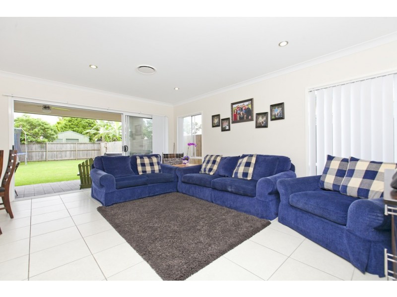 94 Worthing Street, Wynnum QLD 4178