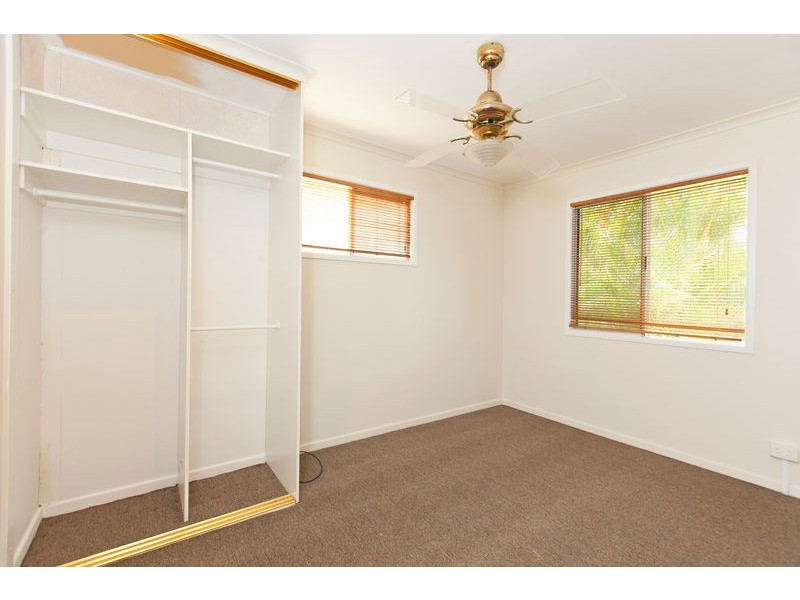 11 Cabanda Street, Wynnum West QLD 4178