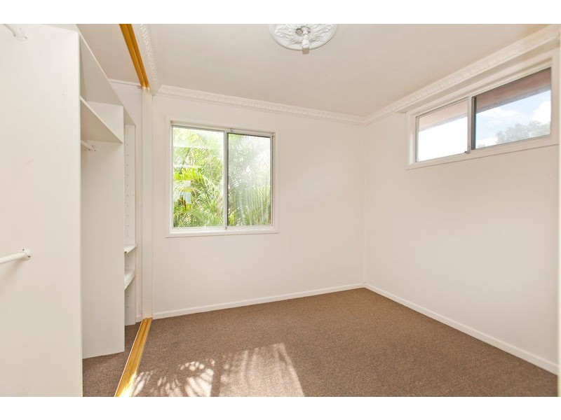 11 Cabanda Street, Wynnum West QLD 4178