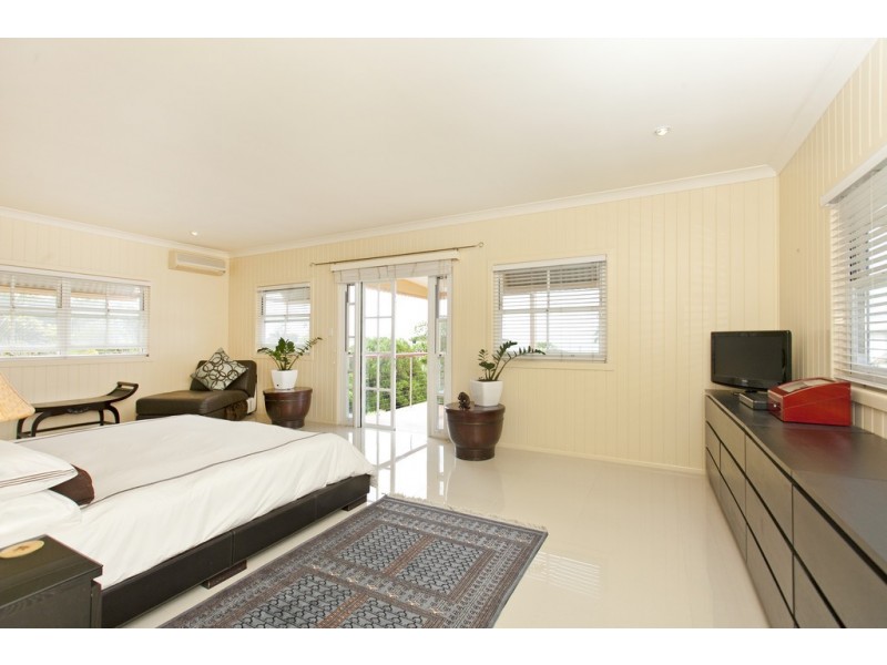 16 Grattan Terrace, Wynnum QLD 4178