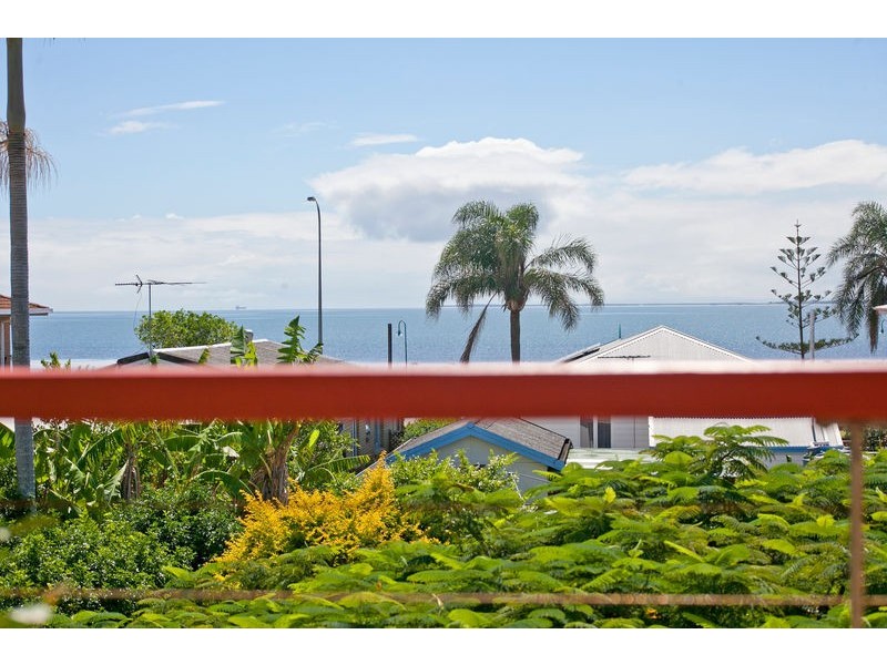 16 Grattan Terrace, Wynnum QLD 4178