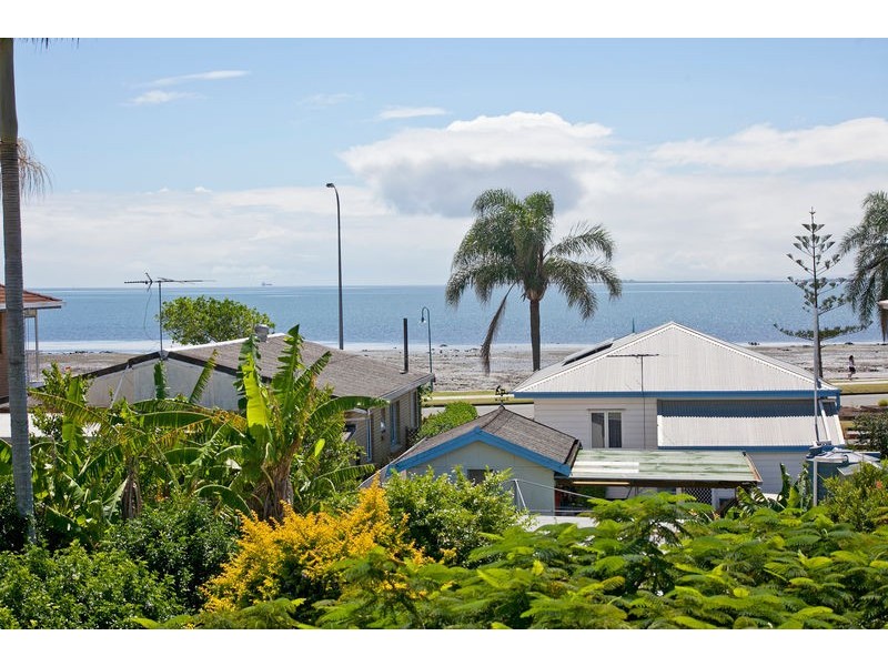 16 Grattan Terrace, Wynnum QLD 4178