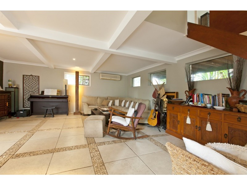 151 Ernest Street, Manly QLD 4179