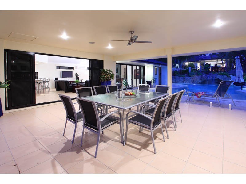 48 Duncan Street, Wynnum QLD 4178