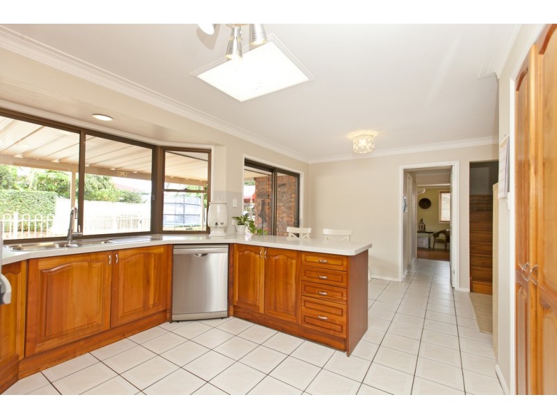 30 Trevally Crescent, Manly West QLD 4179