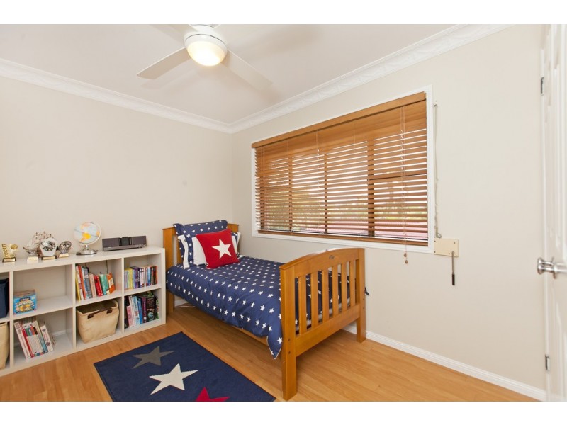 30 Trevally Crescent, Manly West QLD 4179
