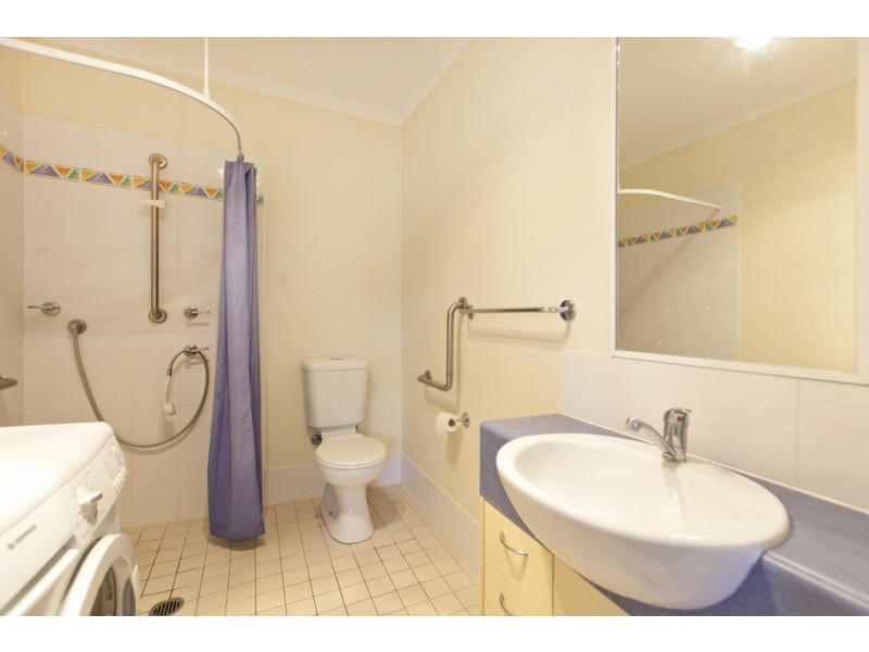 15/10 Federation, Wynnum West QLD 4178