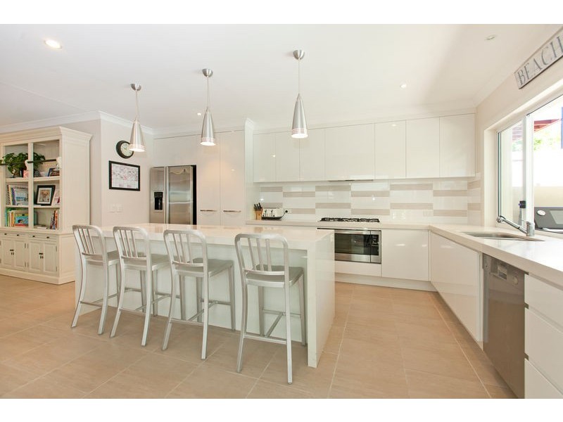 43 Shepherd Street, Wynnum QLD 4178
