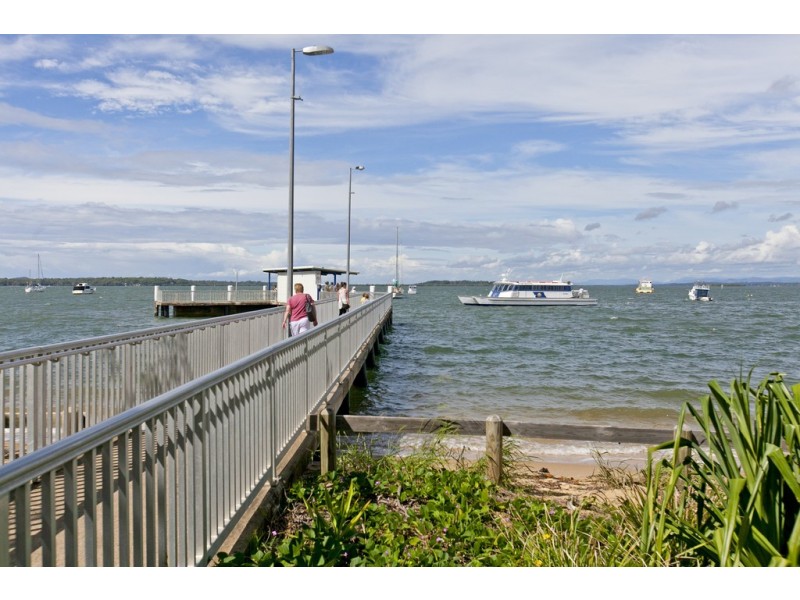 27 Perulpa Street, Coochiemudlo Island QLD 4184