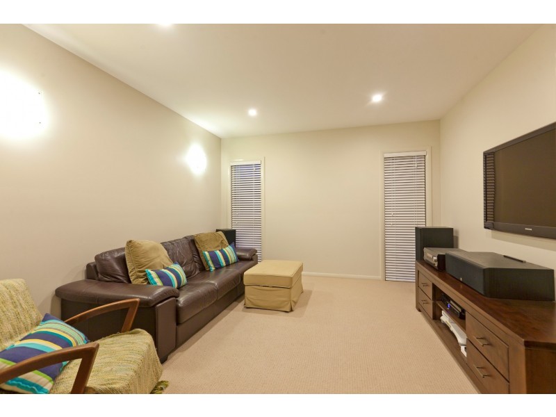 86 Cedar Street, Wynnum QLD 4178