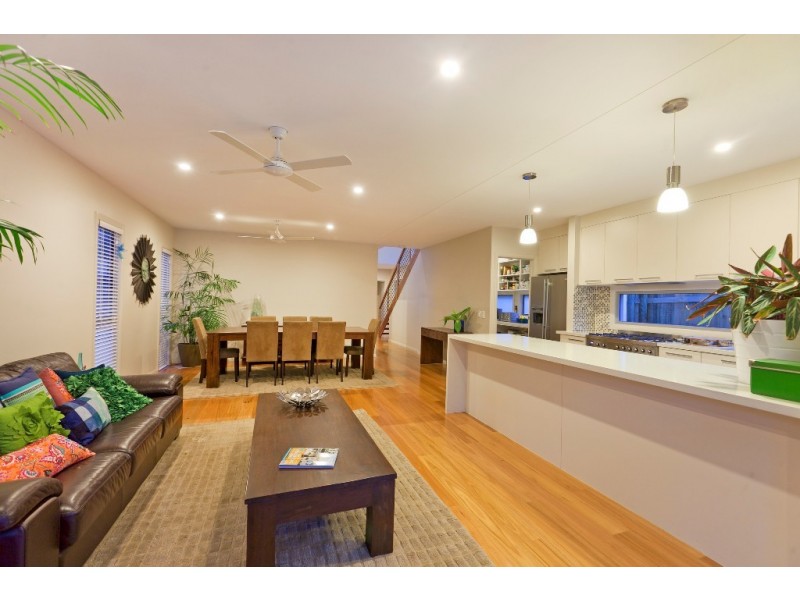 86 Cedar Street, Wynnum QLD 4178