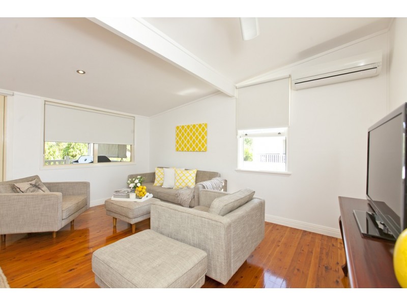 37 Boswell Terrace, Wynnum QLD 4178