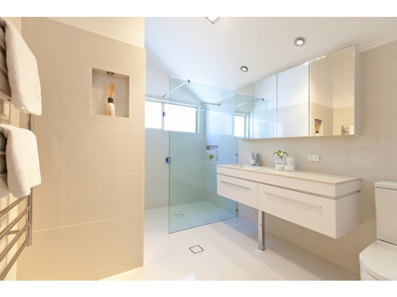 37 Boswell Terrace, Wynnum QLD 4178